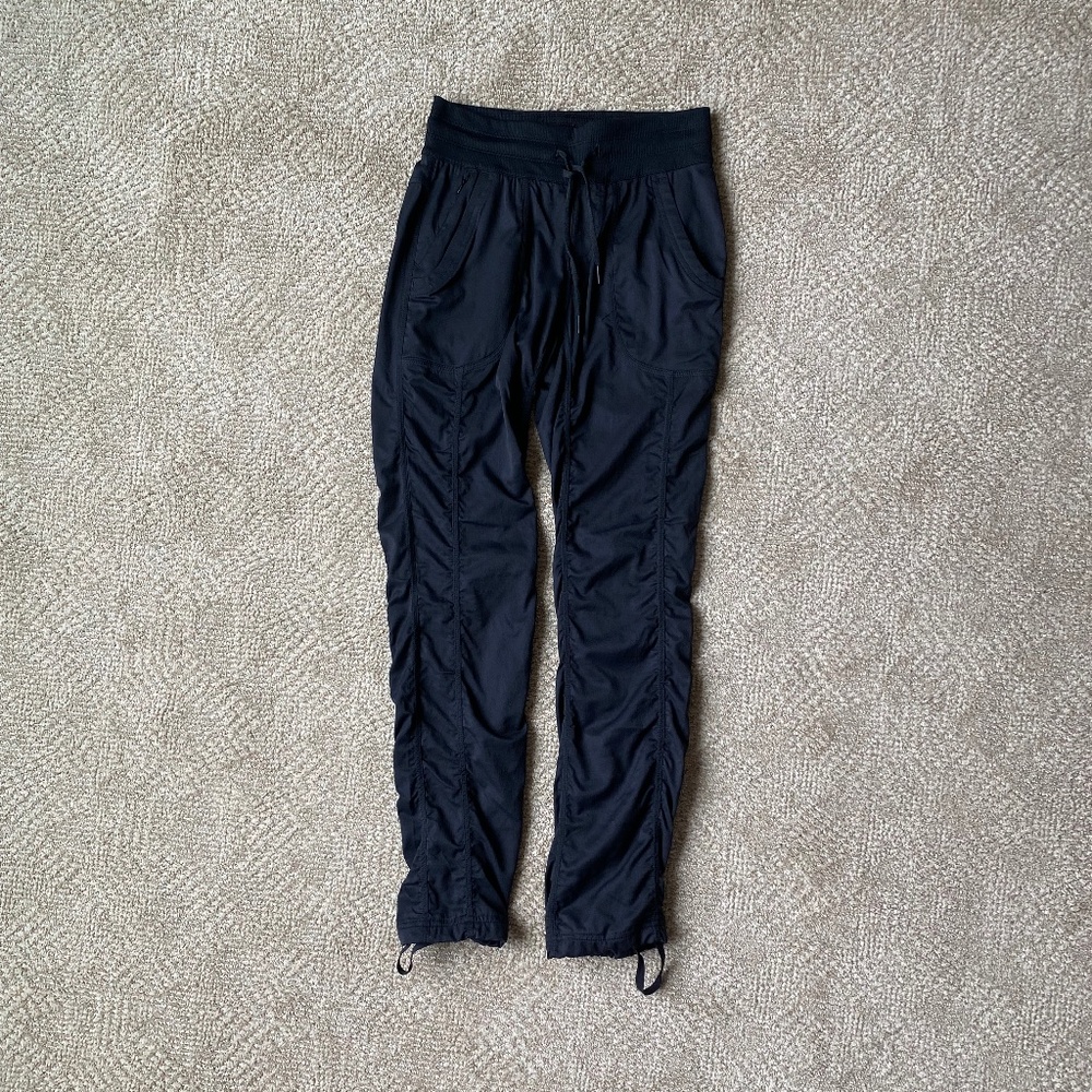 North Face Women's Aphrodite 2.0 Pants Size Small